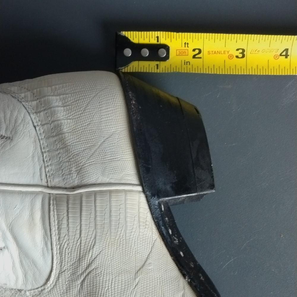 Justin Boots White Leather Cowboy Heeled Boots. Snakeskin - Picture 12 of 12